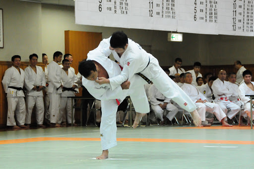 Họp chống dịch COVID-19 không đúng lúc: Liên đoàn Judo Nhật trở thành ổ dịch mới